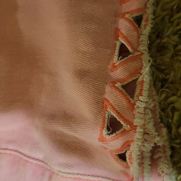 Cl size 4 jean shorts - Picture 3 of 3